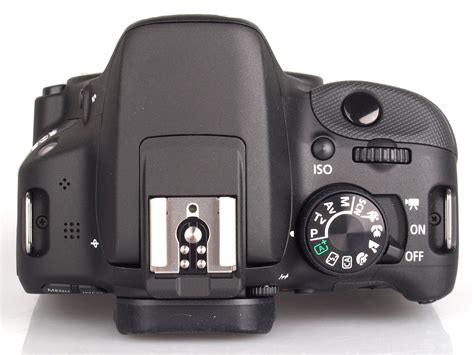 Canon EOS 100D + Canon EF-S 18-55mm f/3.5-5.6 IS STM vs Nikon Coolpix L320 Karşılaştırma